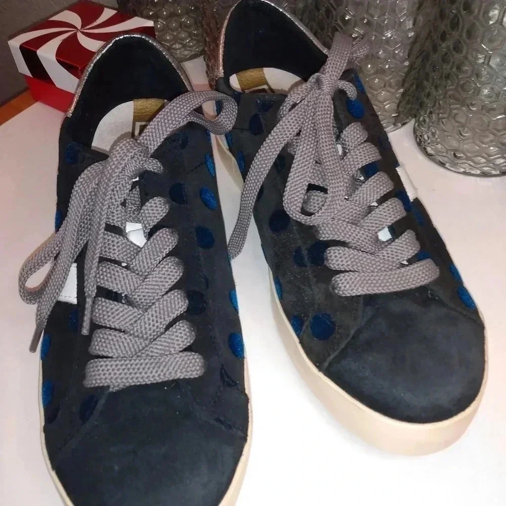 D.A.T.E suede navy polkadot sneakers Size 8 1/2